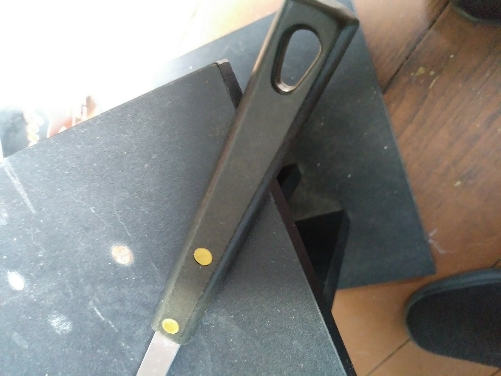 Picture 2 of 4