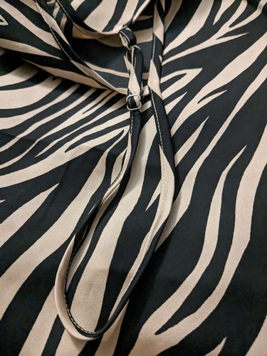 J Crew Spaghetti Adjustable Strap Cami Womens Size 0 Tank Top Zebra Animal Print - Picture 9 of 9