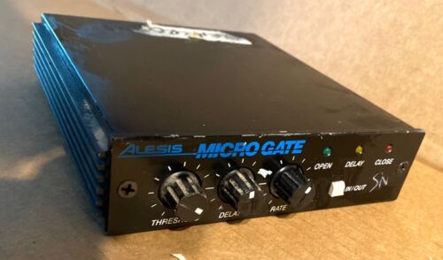 Alesis Micro Gate - Pre-Owned, No Power Adapter - Picture 2 of 4
