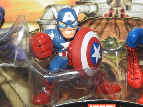 SUPERHERO SQUAD: Secret Wars 2008 4-Figure Multi-Pack NEW Wrecker Hawkeye Capt - Picture 12 of 15