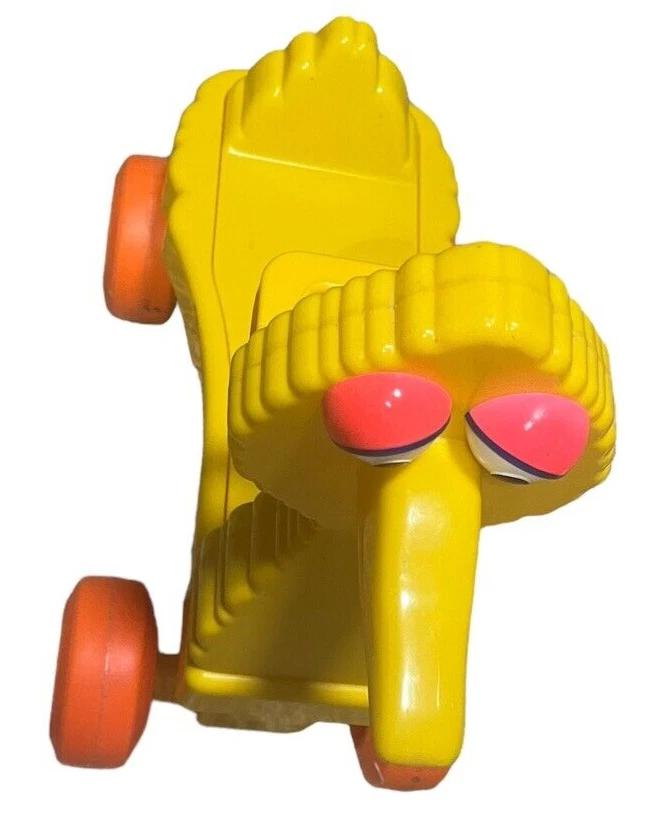 Brinquedo Sesame Street Big Bird passeio em quatro rodas VINTAGE 1979 Muppets CBS brinquedos RARO - Imagem 3 de 4