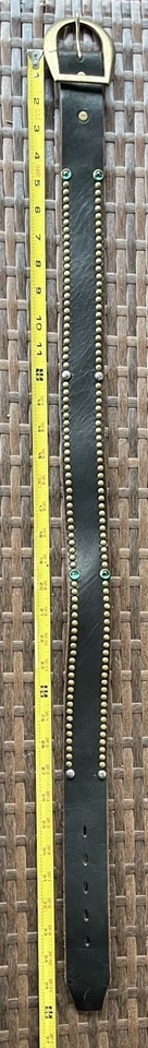 Черный винтажный кожаный ремень без штампа, маленькая латунь и винтажные чешские кристаллы. 32 - Изображение 4 из 4