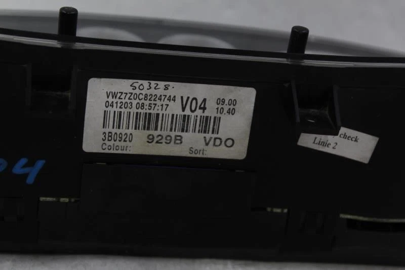 Grupo de velocímetros 97 k millas MPH para Volkswagen Passat 2004-2005 OEM #29809 Foto 3 de 4