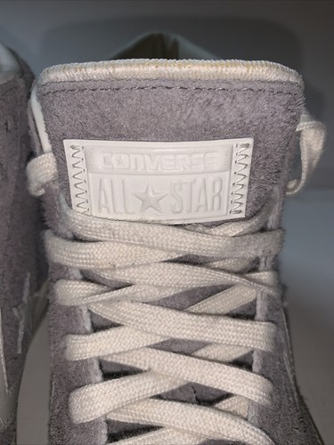 Zapatillas Converse All Stars Zapatos Talla 8M 9.5W Alto Top Gris Gamuza 155336C - Imagen 3 de 8