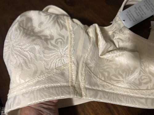 WINGSLOVE FULL COVERAGE 44 B WIRELESS BRA! NEW WITH TAGS! - Picture 6 of 10