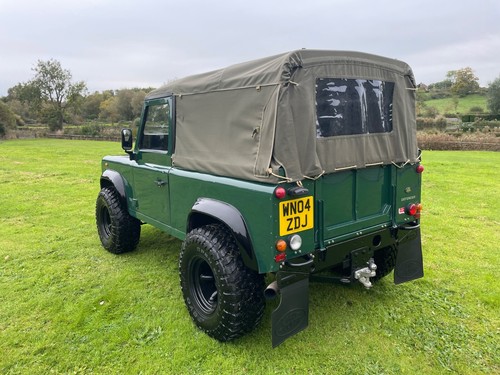 2004 Landrover Defender 90 TD5 - 11 months mot - lovely condition - Picture 4 of 14