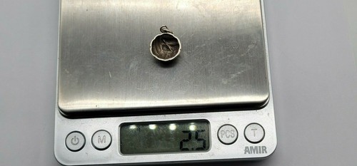 Dije de voleibol de plata de ley de 0,72" (.925) ENVÍO GRATUITO - Imagen 2 de 3