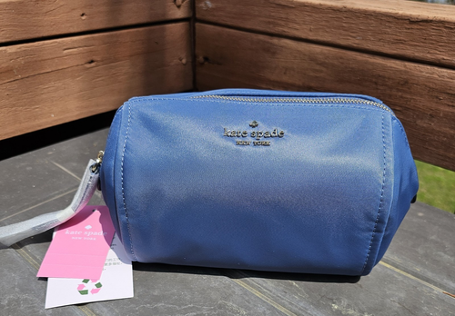 Kate Spade - Chelsea Little Better - Estuche de cosméticos de nailon - Azul astillero - Nuevo con etiquetas - $79 - Imagen 7 de 7