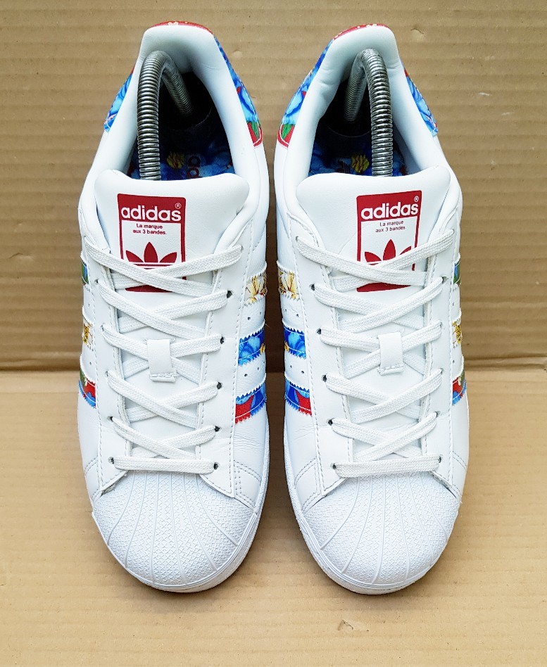 ADIDAS SUPERSTAR SUPERSTAR SUPERSTAR TRAINERS IN WHITE FARM SERIES SIZE 7 UK EXCELLENT RARE DESIGN 9d5d31 ADIDAS SUPERSTAR SUPERSTAR SUPERSTAR TRAINERS IN WHITE FARM SERIES SIZE 7 UK EXCELLENT RARE DESIGN 9d5d31