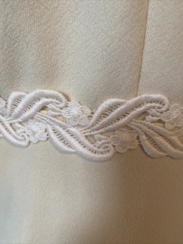 Vintage 1970’s Cream Dress Midi Embroidered Empire Waist Polyester Short Sleeve - Bild 10 von 12