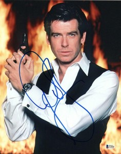 PIERCE-BROSNAN-SIGNED-AUTOGRAPH-11x14-PHOTO-JAMES-BOND-007-GOLDENEYE-BECKETT