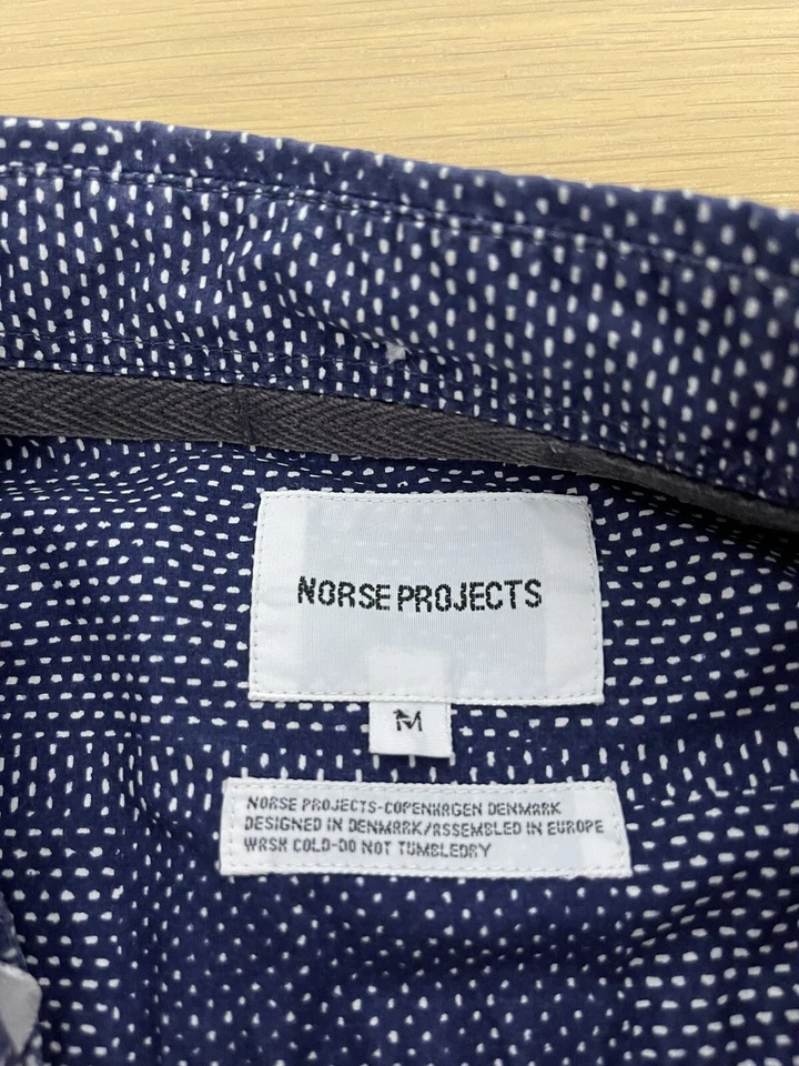$168 Camisa Mediana Norse Projects Anton Lunares Collage Denim De Colección Azul Occidental Foto 3 de 4