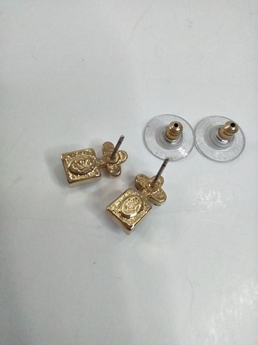 Premier Designs Gold Tone Earrings Blue Clear Rhinestone Stud Square - Picture 11 of 12
