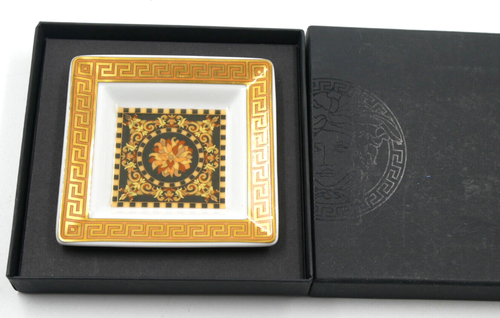 ROSENTHAL VERSACE BARROCO CUADRADO MINI BANDEJA PLATO BLANCO NEGRO ORO 8cm x 8cm EN CAJA - Imagen 1 de 3