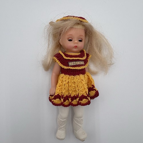 Muñecas Madame Alexander Vtg con Atuendo de los Washington Redskins Tejidos a Mano ÚNICO - Imagen 9 de 16