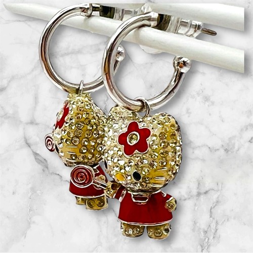 Pendientes de aro de cristal Swarovski Hello Kitty Lollipop Sanrio con caja - Imagen 2 de 15