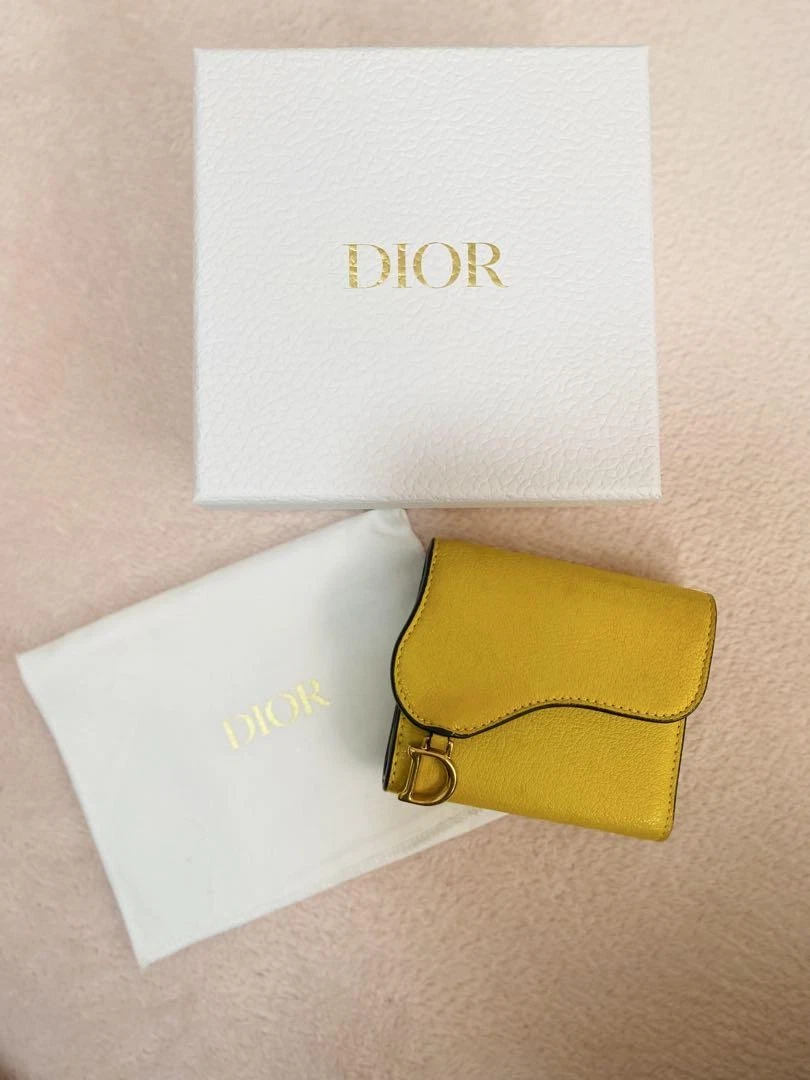 Portefeuille Dior Lotus Bifold Jaune Occasion Authentique Numéro de Série Inclus