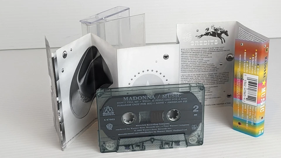 Madonna Music Cassette Tape Album Warner Maverick 2000. Rare Find (Thailand) - Image 3 of 4