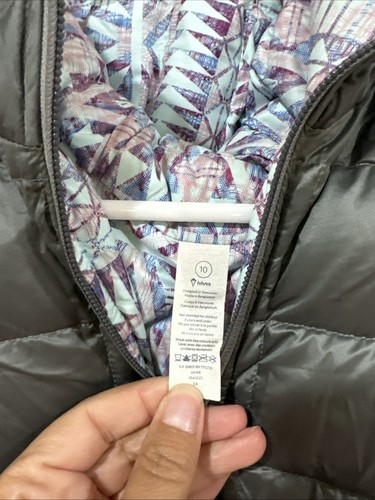 Ivivva by Lululemon Reversible Down Vest Girls Youth Size 10 - Picture 3 of 6
