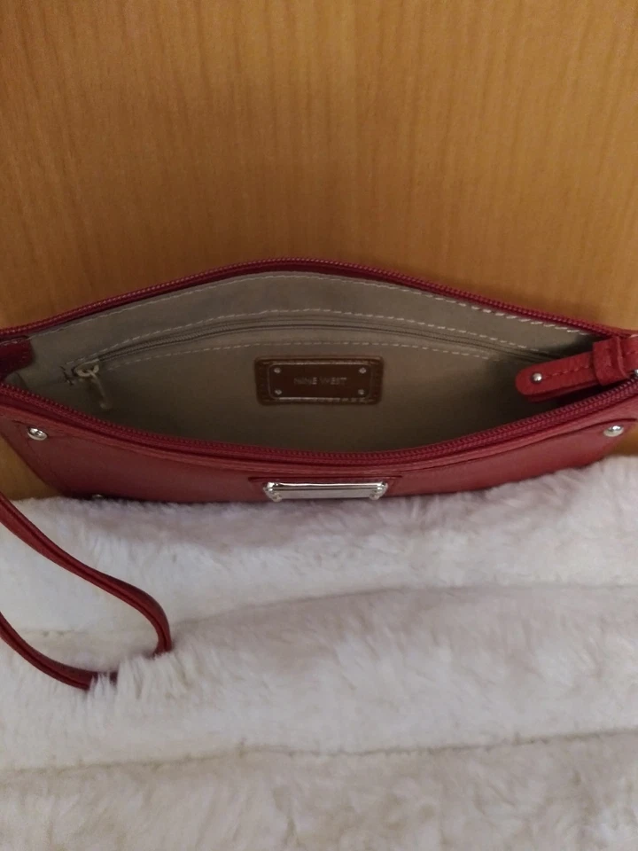 Muñequera roja Nine West para mujer 1A Foto 3 de 4