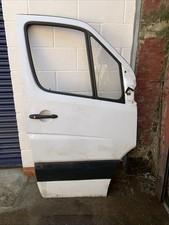 MERCEDES SPRINTER   DRIVER FRONT DOOR WHITE
