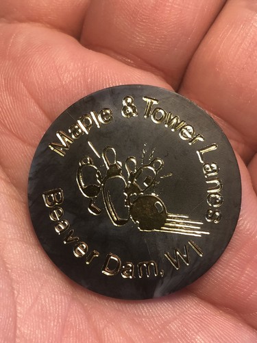 Plastic Drink Token - Maple & Tower Lanes - Beaver Dam, Wisconsin - Picture 2 of 9
