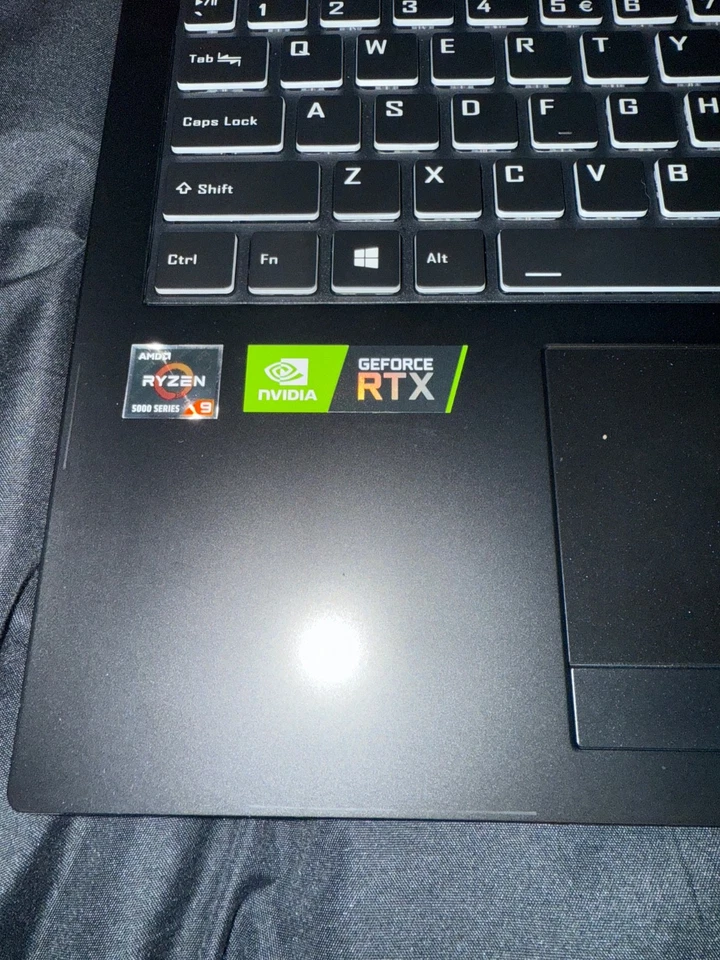 GIGABYTE A5 K1 - 15.6" Ryzen 7 5800H 16 GB RTX 3060 1TB SSD Win11 Gaming Laptop - Image 2 of 4