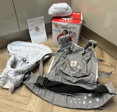 Ergobaby Original Konvolut Joy Babytrage Galaxy Grey Stars Baby Einsatz Box