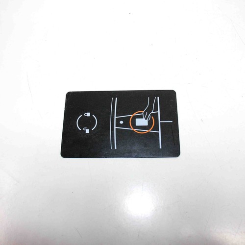 TESLA MODEL Y Zündschlüssel Elektro 393kw 2023 31541662 - Picture 3 of 7