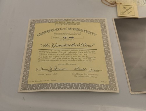 Vintage Aston Drake Braut Puppe "Her Grandmothers Dress" mit Zertifikat gebraucht - Bild 7 von 12