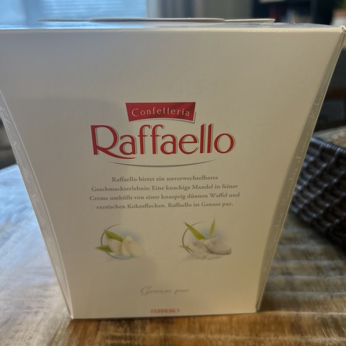 1 pk - Ferrero Raffaello Premium Cream and Coconut, 22 Piece, 230 gr - 8.1 oz - Picture 4 of 4