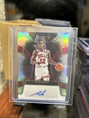 Ayo Dosunmu RC auto /25シリ 2023-24 AYO DOSUNMU 25/25 AUTO PANINI HOOPS HOT SIGNATURES