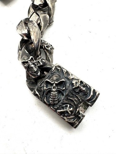 Pulsera de lujo C'est Magnifique con eslabones de calavera 8,5" 98 gramos - Imagen 4 de 11