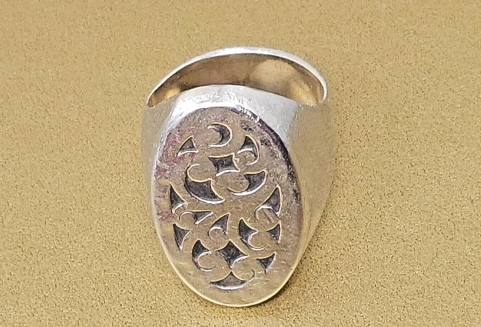Anillo banda ovalada vintage de plata de ley Lois Hill talla 7 Foto 2 de 4