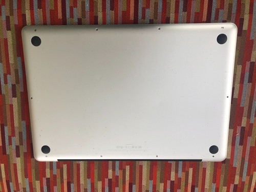 Apple 2010 15" MacBook Pro 2.66GHz i7 500GB HDD 8GB A1286 Bundle in Original Box - Picture 10 of 14