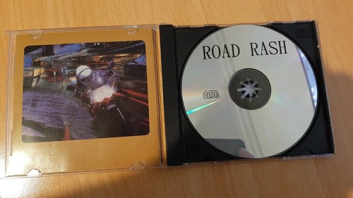 ROAD RASH - PANASONIC 3DO - Japan version ? - Picture 3 of 5