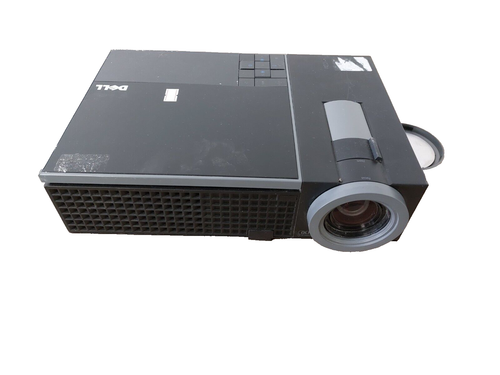 Dell 1510x Beamer DLP - Arbeit Präsentation Heimkino getestet - Bild 2 von 7