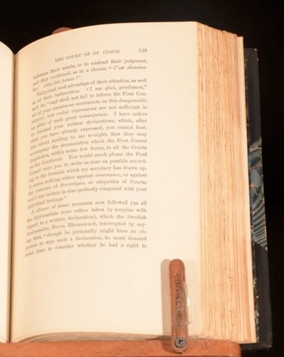 C1905 2vol Secret Memoirs of the Court of St Cloud Scarce Limited magasin Edition