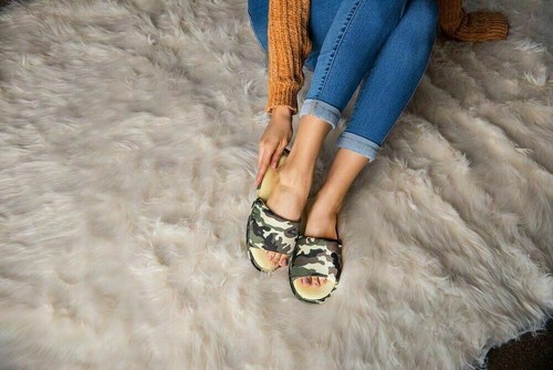 Zapatillas de espuma viscoelástica con punta abierta de camuflaje Aerusi para mujer - Imagen 10 de 18