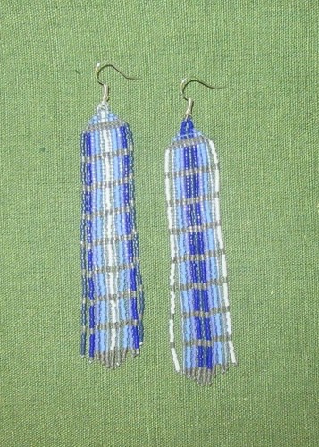 Fringe Earrings Blue and Pewter Hand Made Glass Seed Bead Boho Style Earrings - Bild 4 von 10
