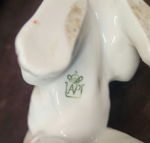 Antique AP Wire-haired Fox Terrier Figurine, Underglaze Painting, 5 7/8" Tall/NM - Picture 8 of 11