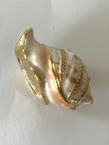 Vintage ENAMEL OYSTER SHELL Hinged Trinket Box with Rhinestones Exquisite - Picture 6 of 8