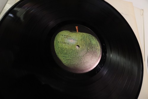 THE BEATLES "THE BEATLES (THE WHITE ALBUM)" ROCK 12" VINYL DOUBLE LP 1968 #79891 - Picture 7 of 10
