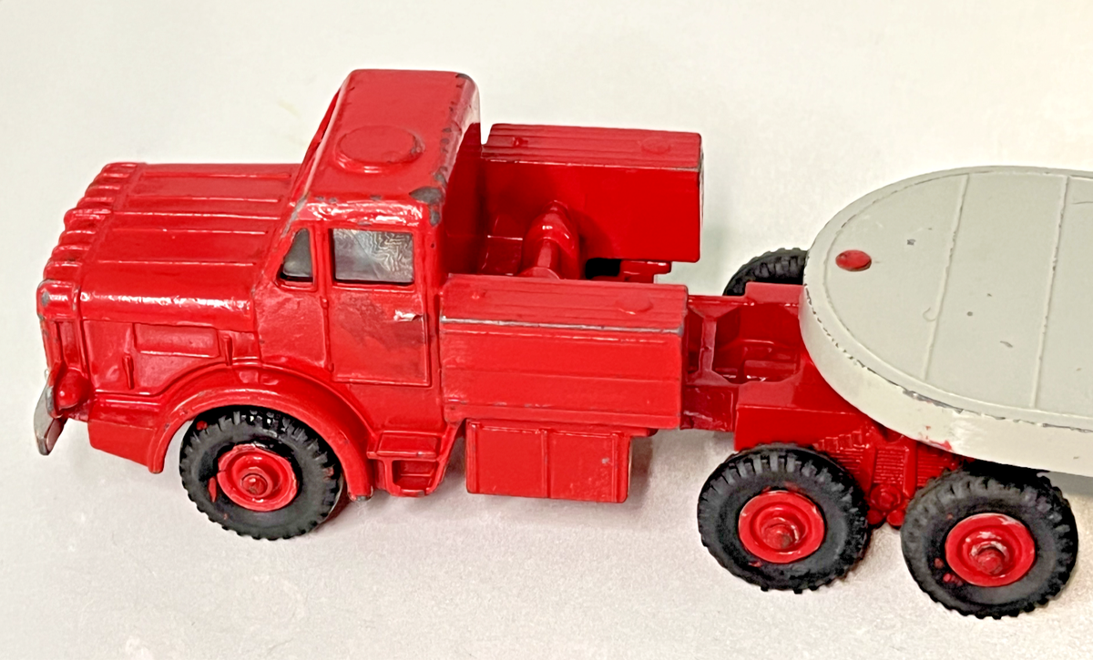 Dinky Supertoys No. 986 Thornycraft Mighty Antar Low Loader