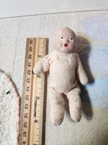 Juego de cuna y muñeca bebé Mattel Creations años 40. Viene con bebé y manta - Imagen 15 de 18