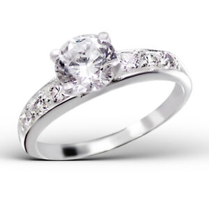 Women 925 Sterling Silver Classical 2 Carat Simulated Diamond Wedding Ring R121