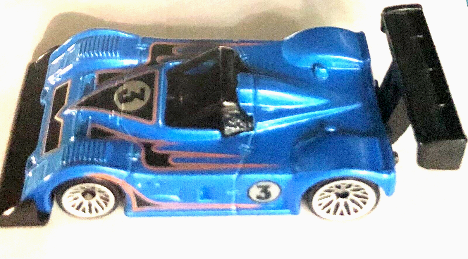 Picture 5 of 6
