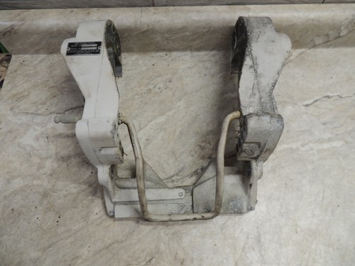 1960-1966 V4SL Johnson 80 HP Transom Clamp w/ Lock, 382599, 312059, 312060 - Picture 1 of 6