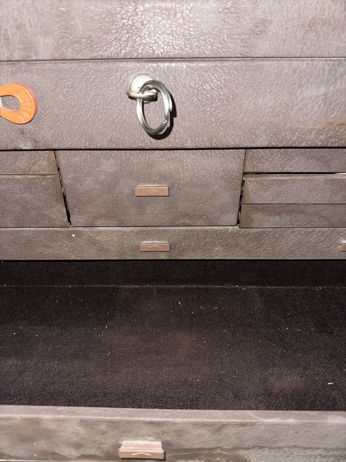 Picture 3 of 5