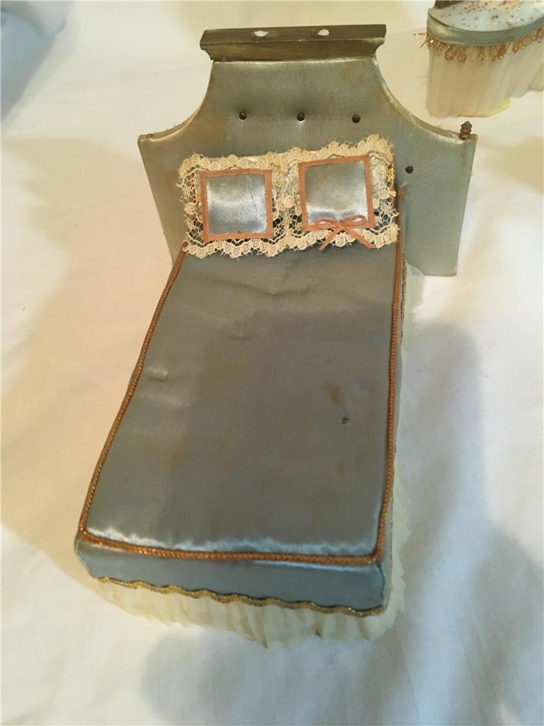 40 40 40 Piece+ Lot Assorted Vintage Dollhouse Furniture 942b92 40 40 40 Piece+ Lot Assorted Vintage Dollhouse Furniture 942b92